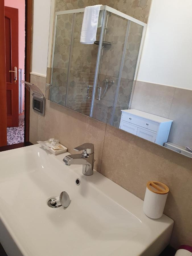 Andrea Affittacamere E B&B Solignano Nuovo ภายนอก รูปภาพ