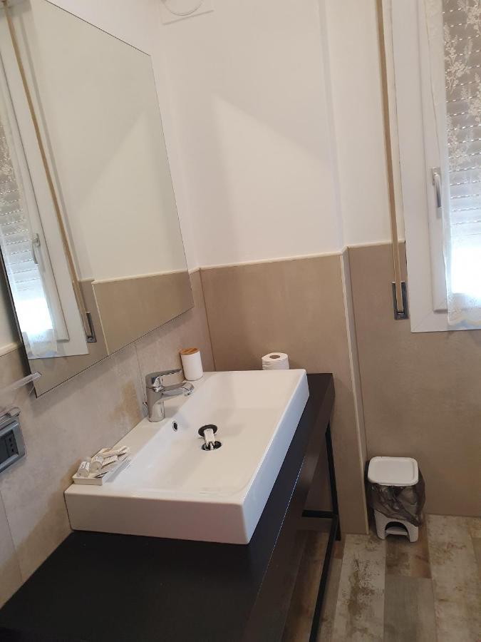 Andrea Affittacamere E B&B Solignano Nuovo ภายนอก รูปภาพ