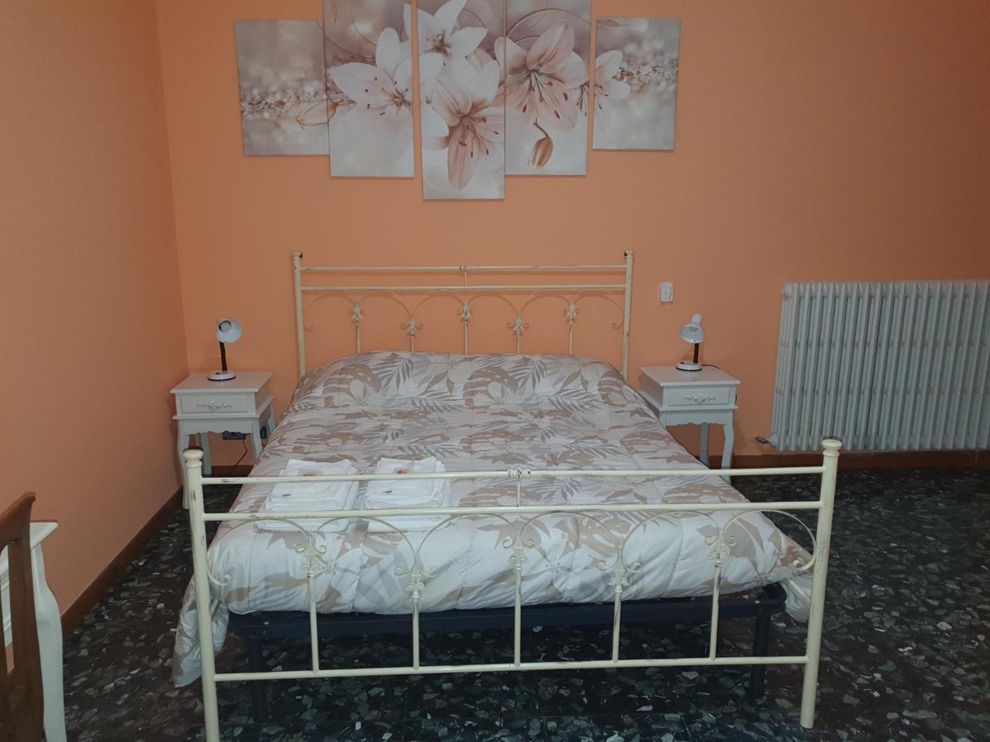 Andrea Affittacamere E B&B Solignano Nuovo ภายนอก รูปภาพ